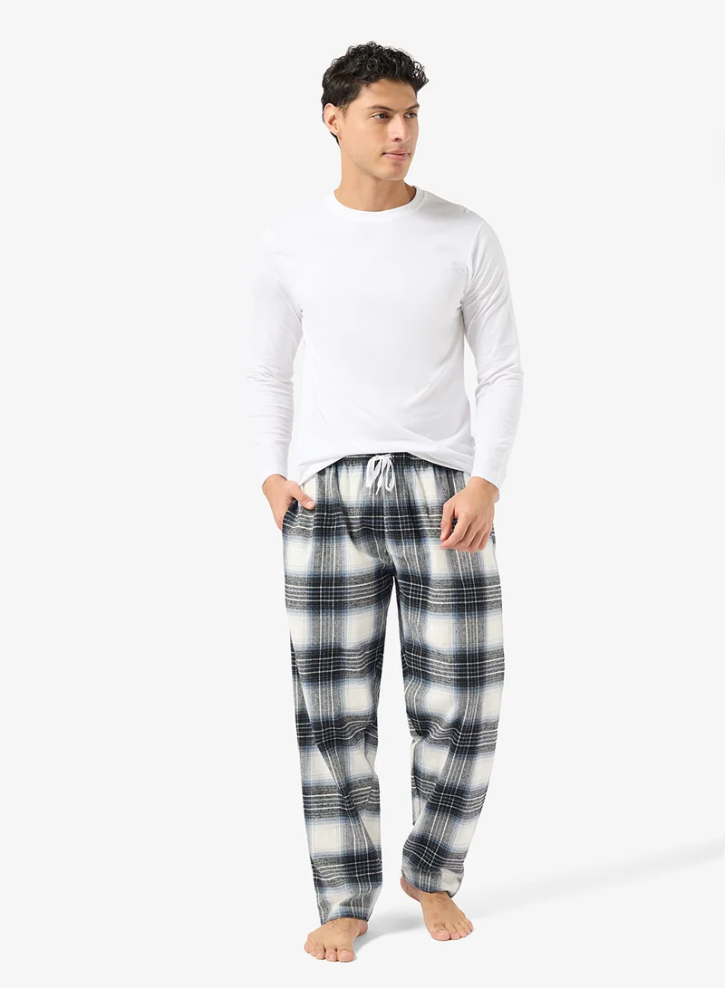 Robert Wood  Regular fit tee and Pant set for Men | Best Price UAE